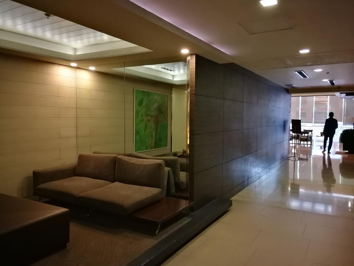 Antel Spa Residences Manila Eksteriør bilde